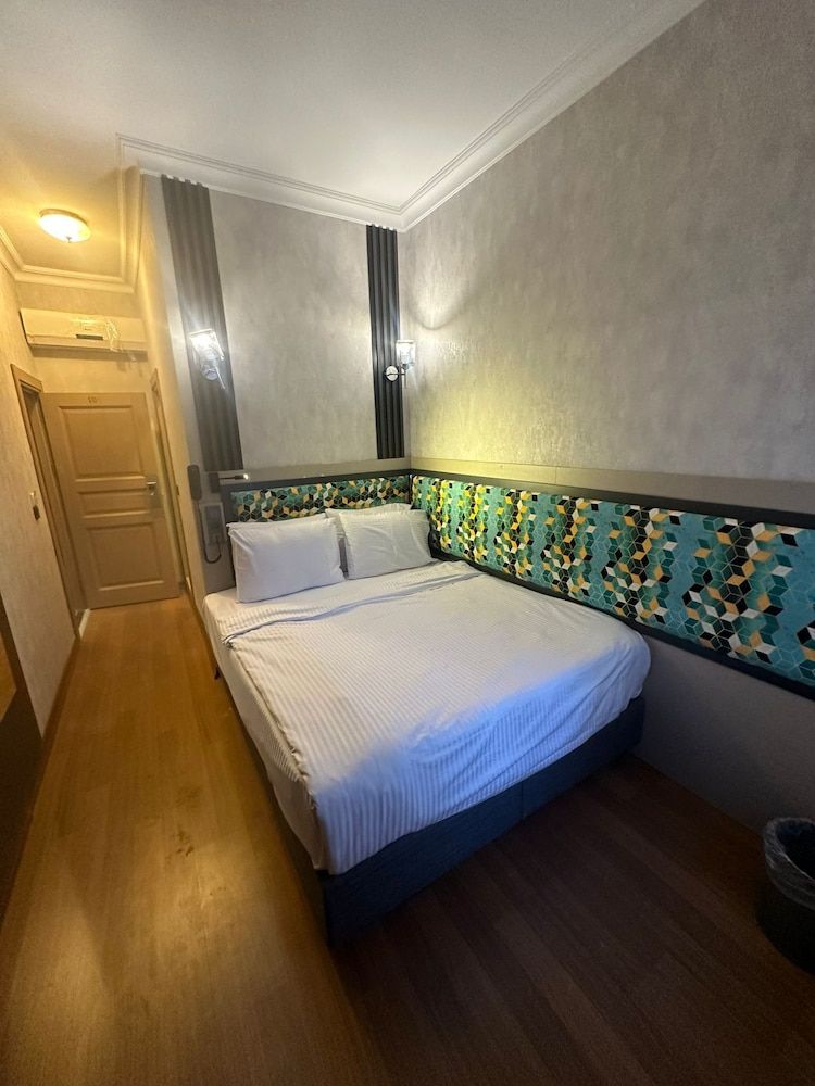 Standard Double Room, City View