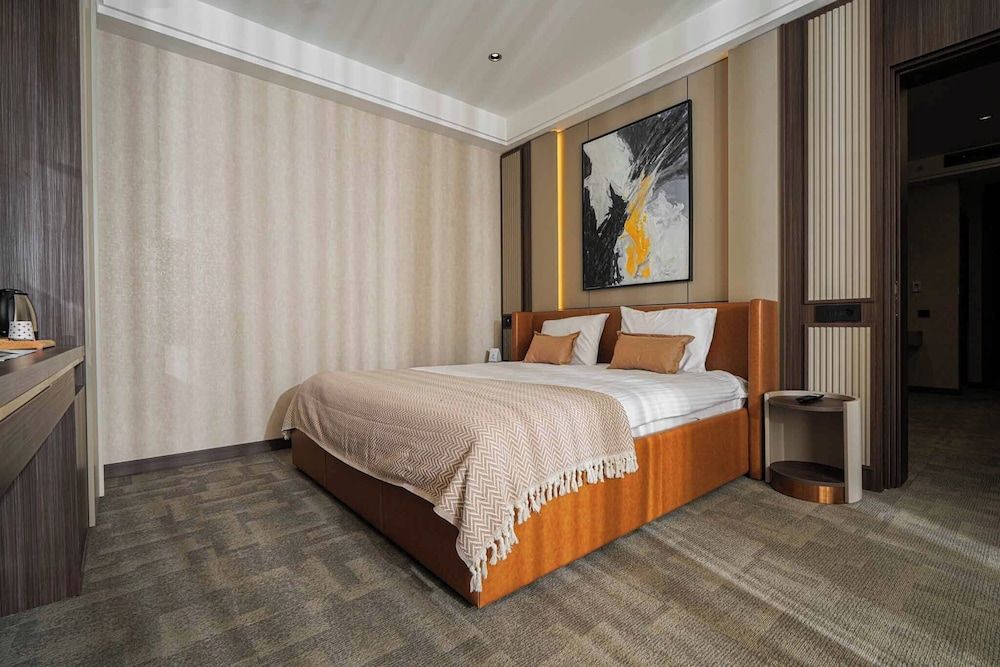 Standard Suite
