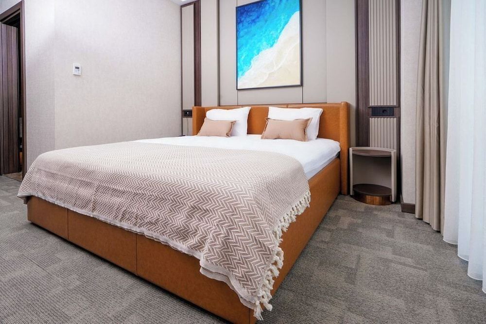 Superior Room, Non Smoking, City View