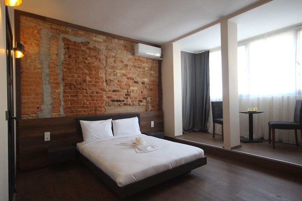 Deluxe Double Room, City View