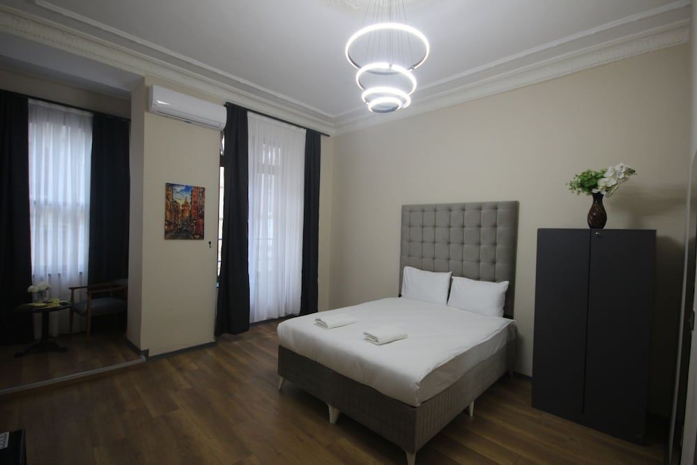 Standard Double Room, City View