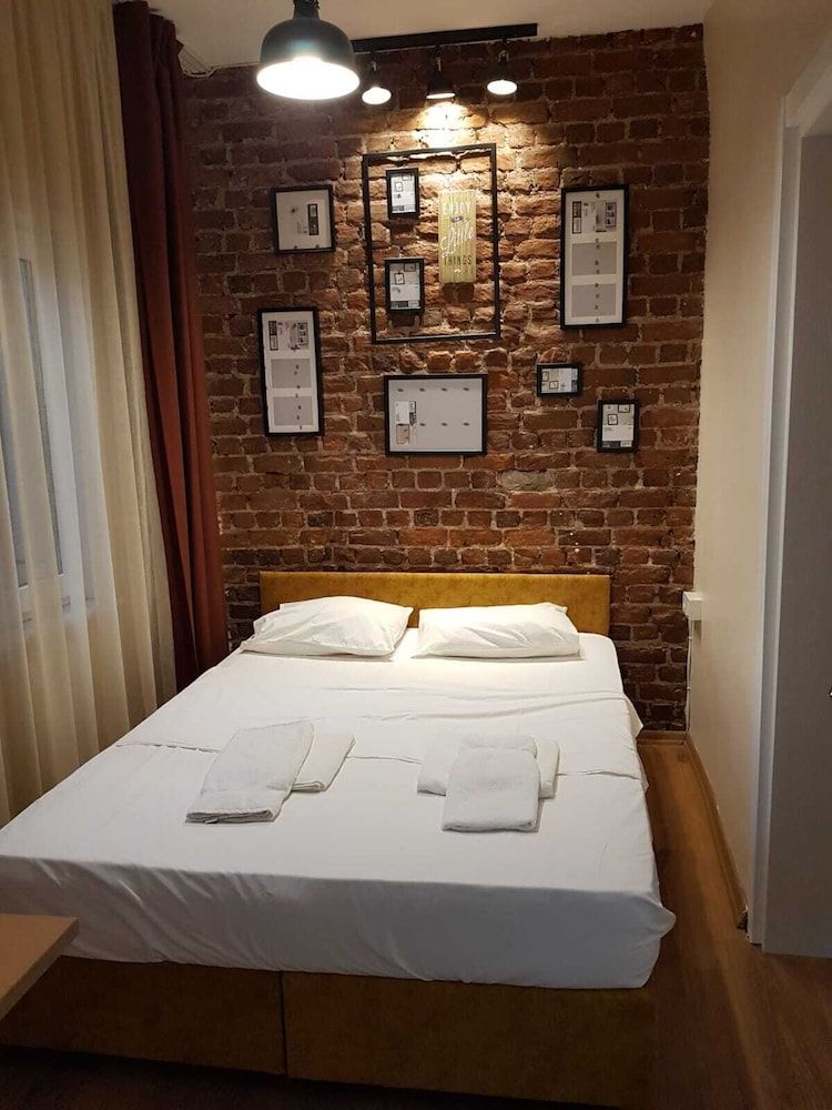 Family Apartment, City View
