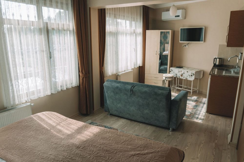 Comfort Triple Room, Park View