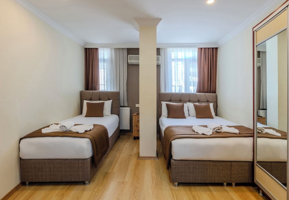 Silviya Double Room 12