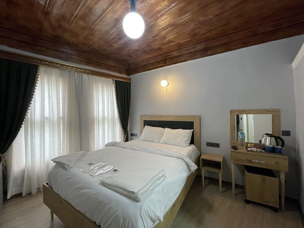 Comfort Room, 1 Queen Bed, Non Smoking