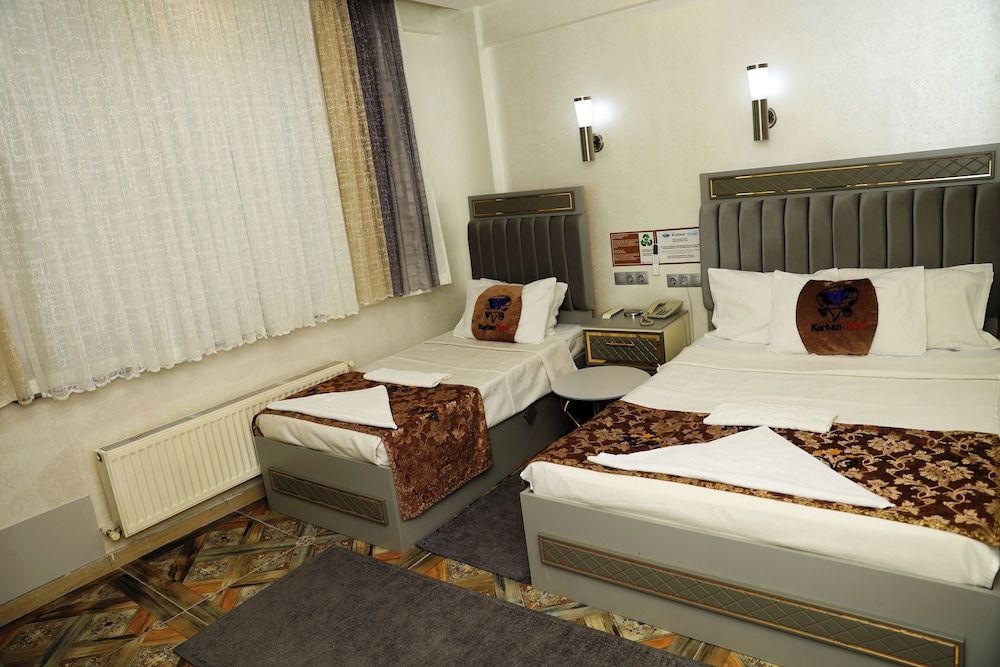 Basic Twin Room