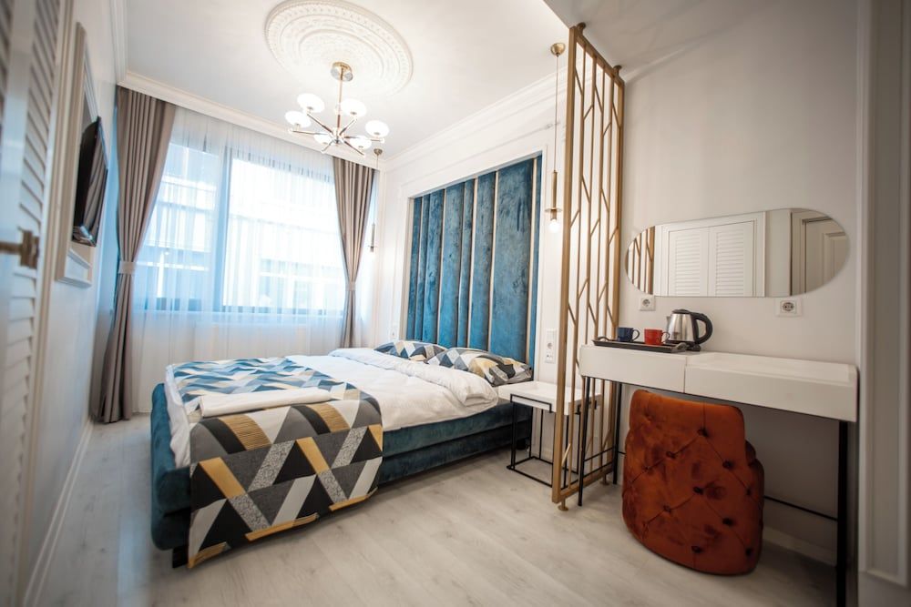 Basic Twin Room