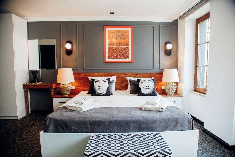 Deluxe Room, City View