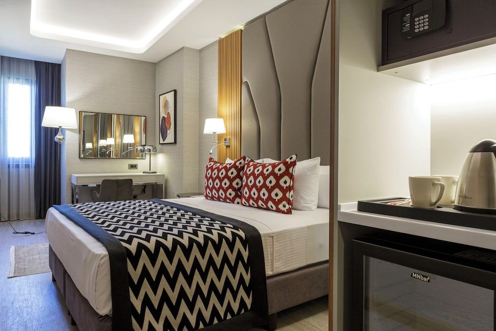 Room (Standard Economy)