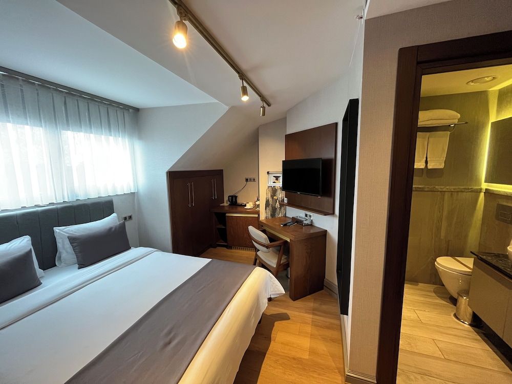 Economy Double Room