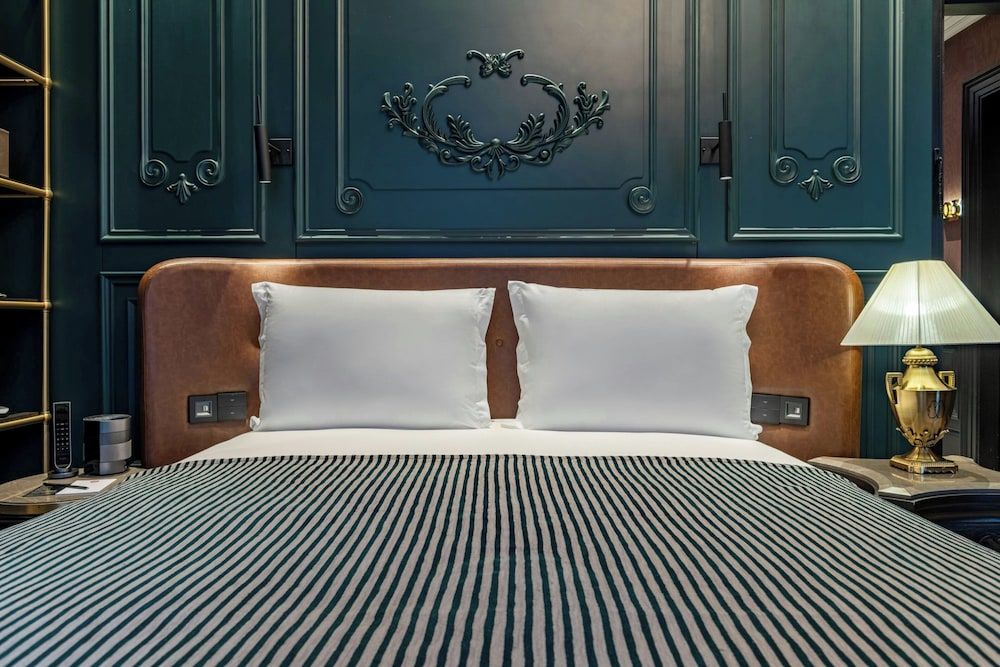 Orient Occident Hotel Istanbul, Autograph Collection Standard Room, 1 King Bed, No View 4