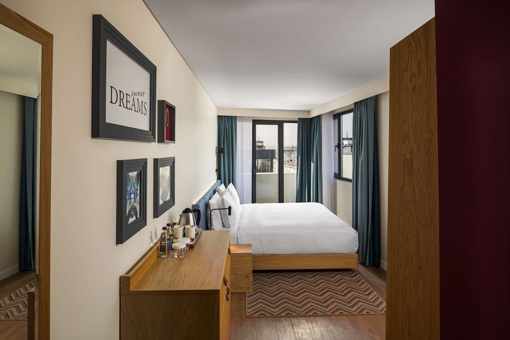 Room, 1 King Bed, Non Smoking