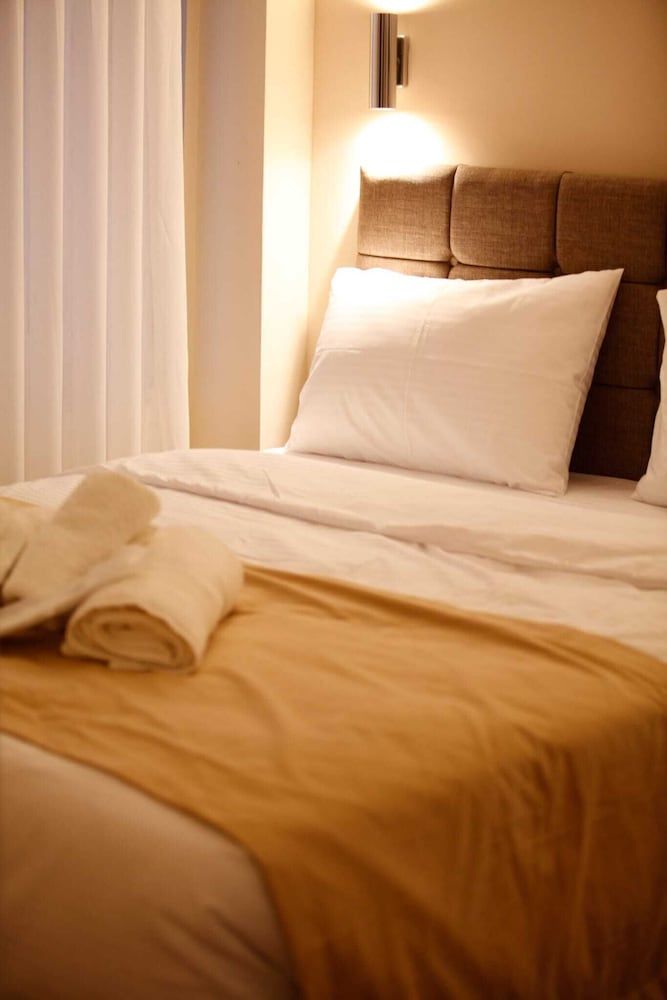 Taksim Nacre 360 Suit Deluxe Room, 1 King Bed, Non Smoking 4