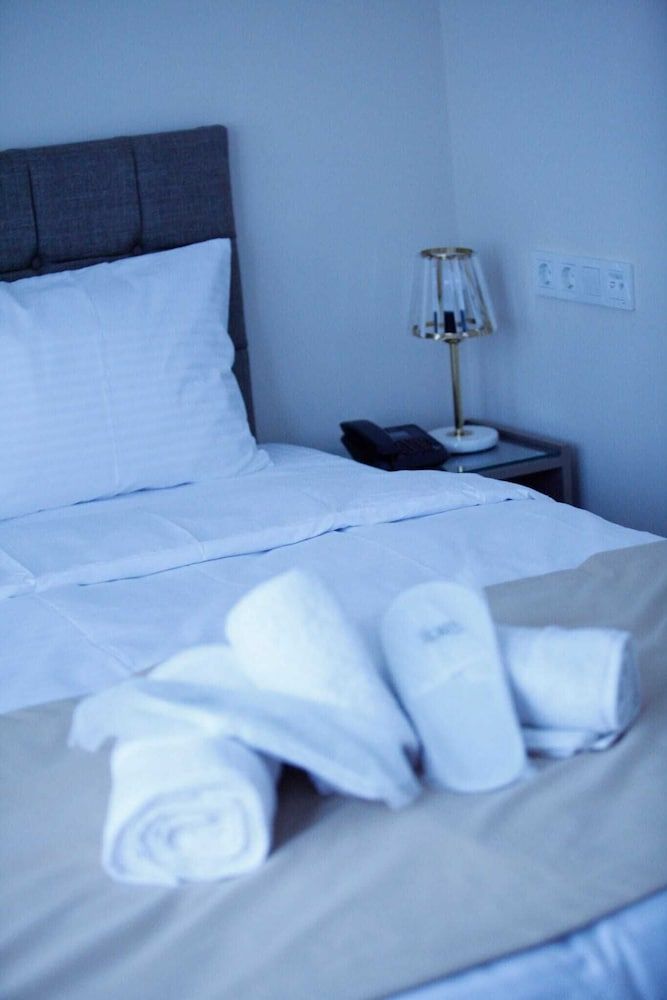 Taksim Nacre 360 Suit Deluxe Room, 1 King Bed, Non Smoking 3