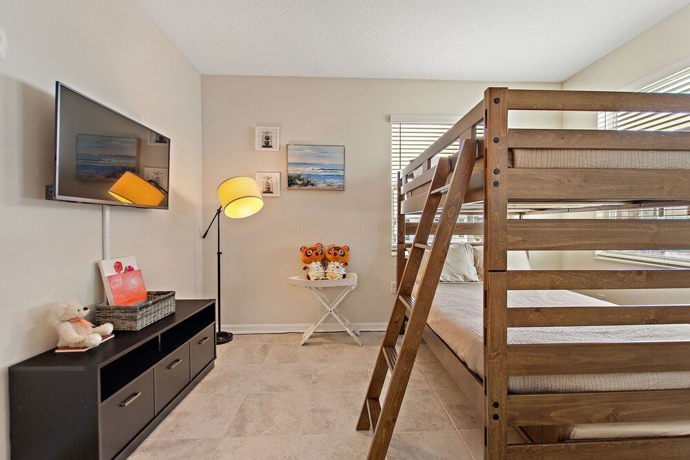 Condo (Triple Header @ Storey Lake by Shine )