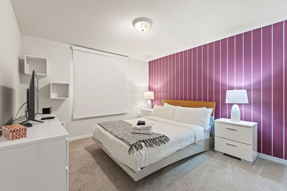 Villa (Summer Solstice @ Windsor Westside by)
