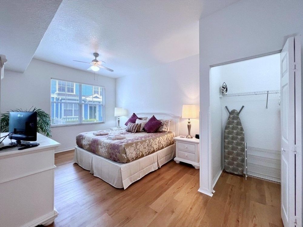 Townhome, 4 Bedrooms