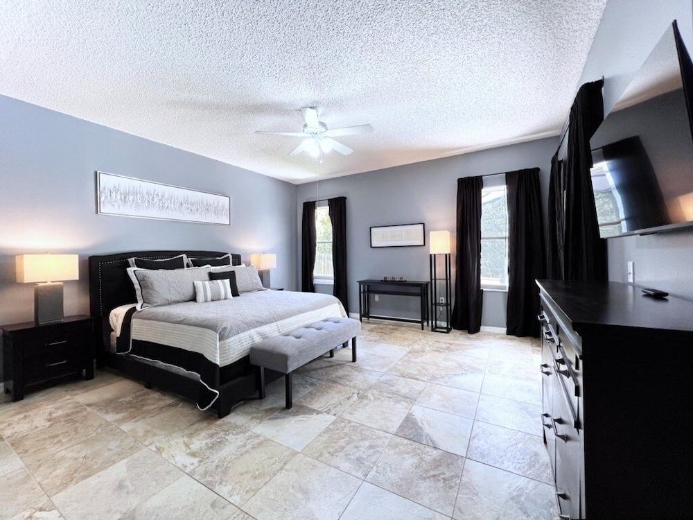 House, 4 Bedrooms