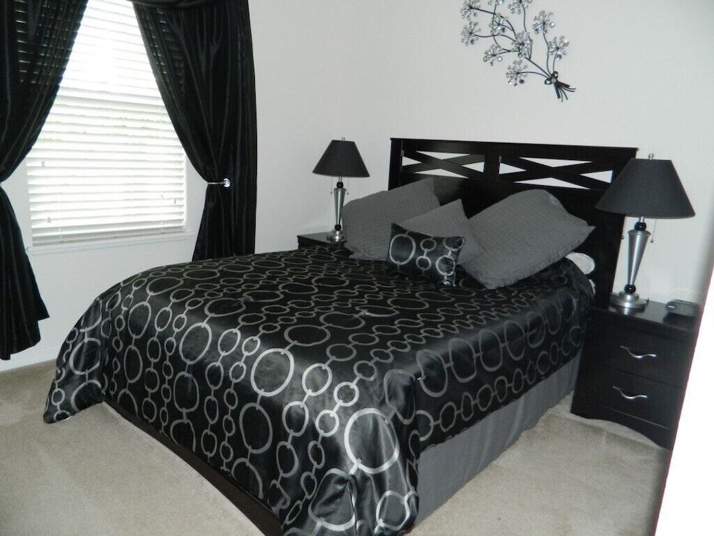 Villa, Multiple Beds, Pool Access, Garden View (9106 Stromboli Court)