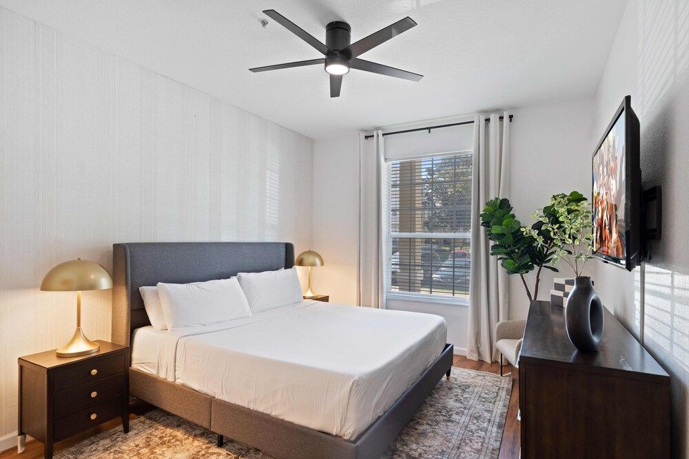 Apartment (3 Bedrooms)