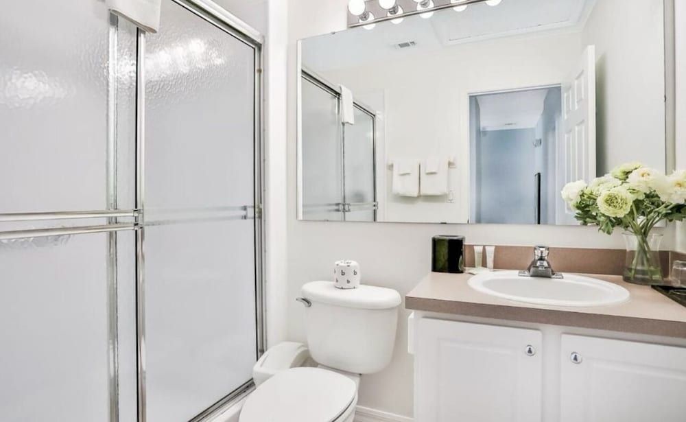 Central to all the fun Disney Townhome, 3 Bedrooms, Kitchen, Courtyard View 11