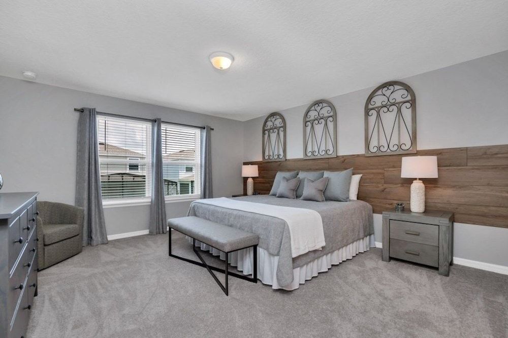 Townhome, 5 Bedrooms