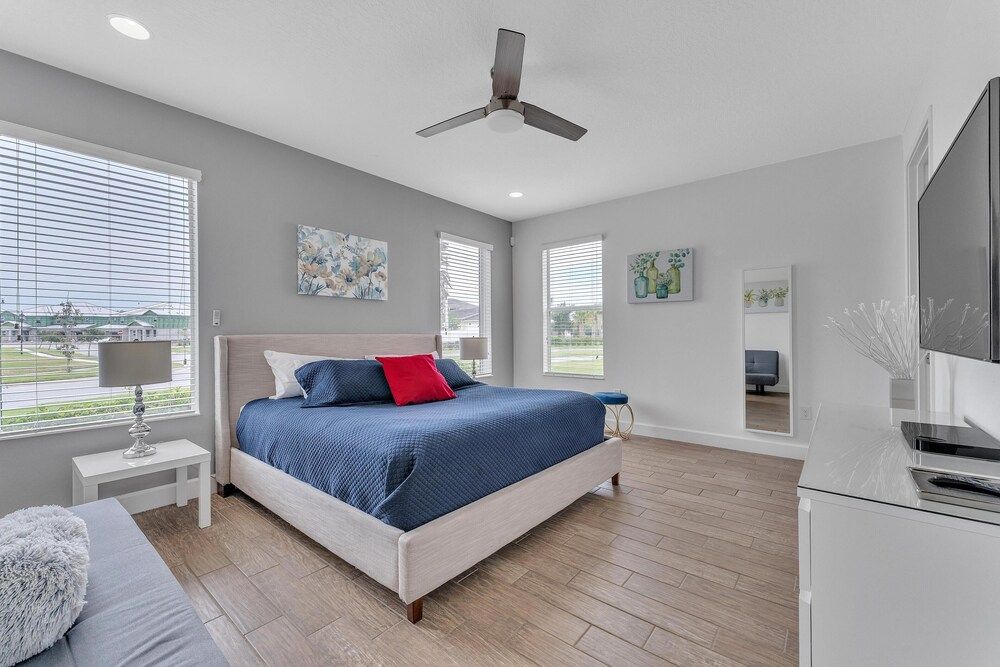 House (6/5 Home at Sonoma Resort, private po)