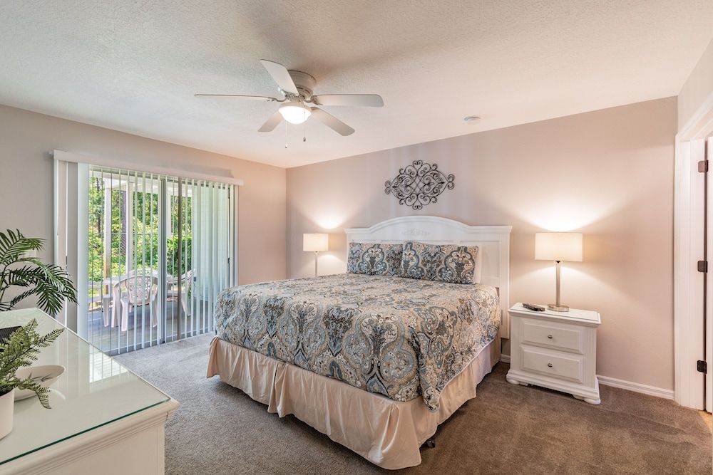 Deluxe Condo