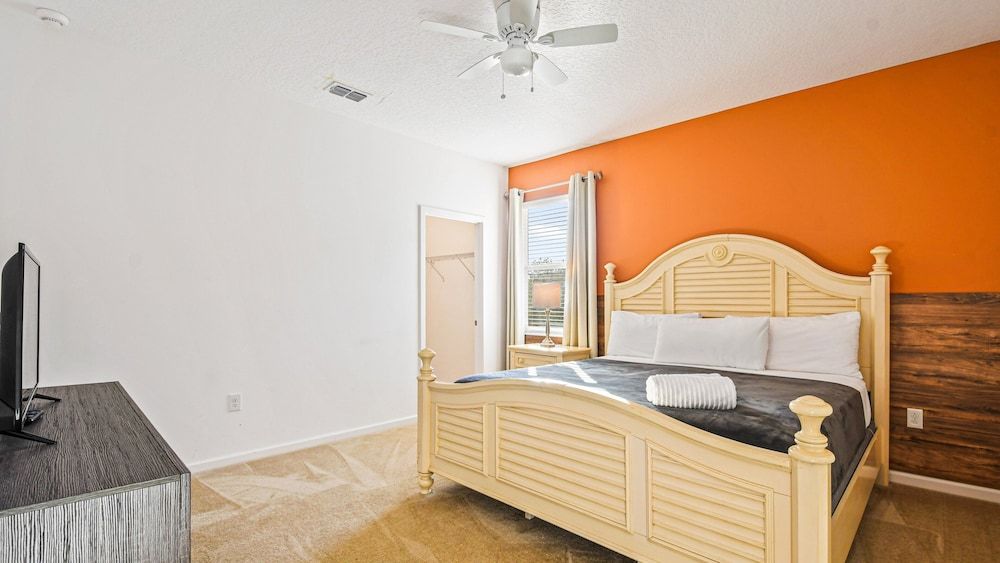 House, Multiple Beds, Pool Access, Pool View (418MB BV)