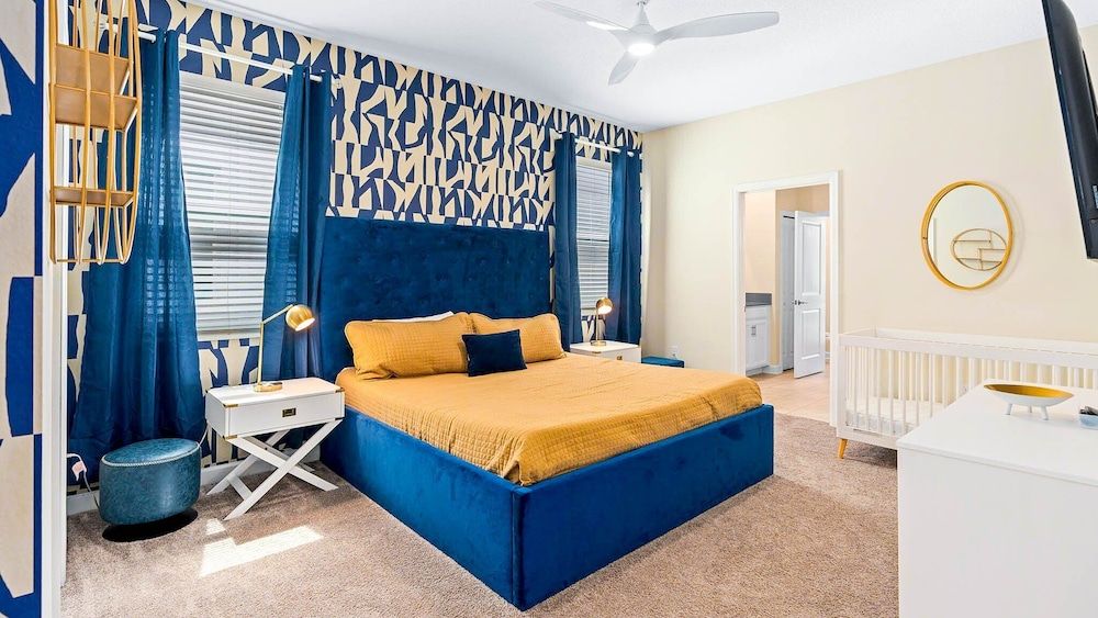 House, Multiple Beds, Pool Access, Pool View (2864BD SL)