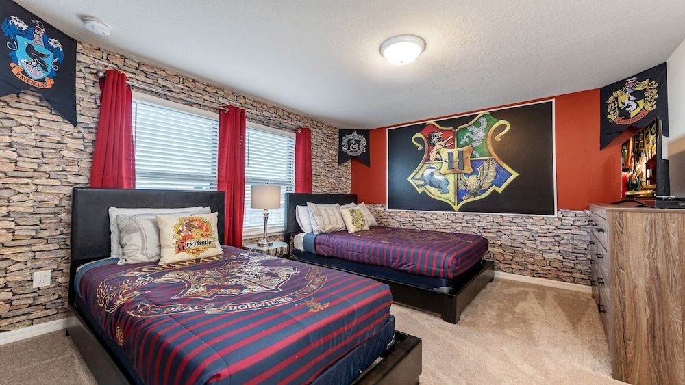 House, Multiple Beds, Pool Access (2468DS WAW)