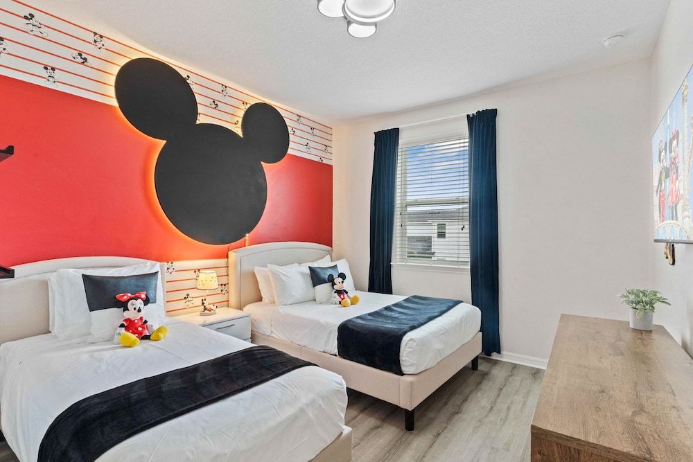 House (Multiple Bedrooms)