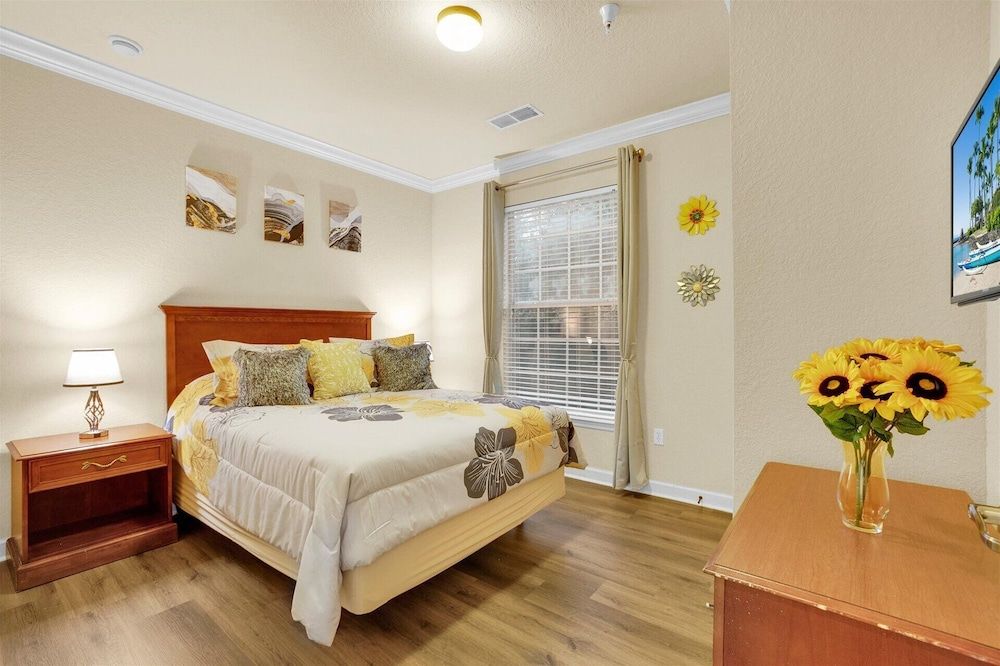 Condo, Multiple Beds, Hot Tub (TSW8010-3308)