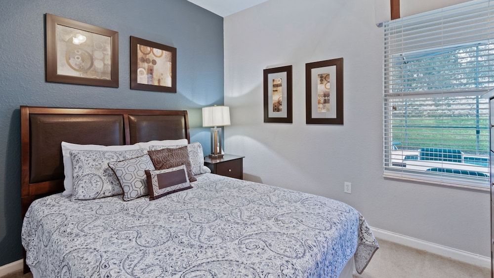 House, Multiple Beds, Pool Access (DB2644)