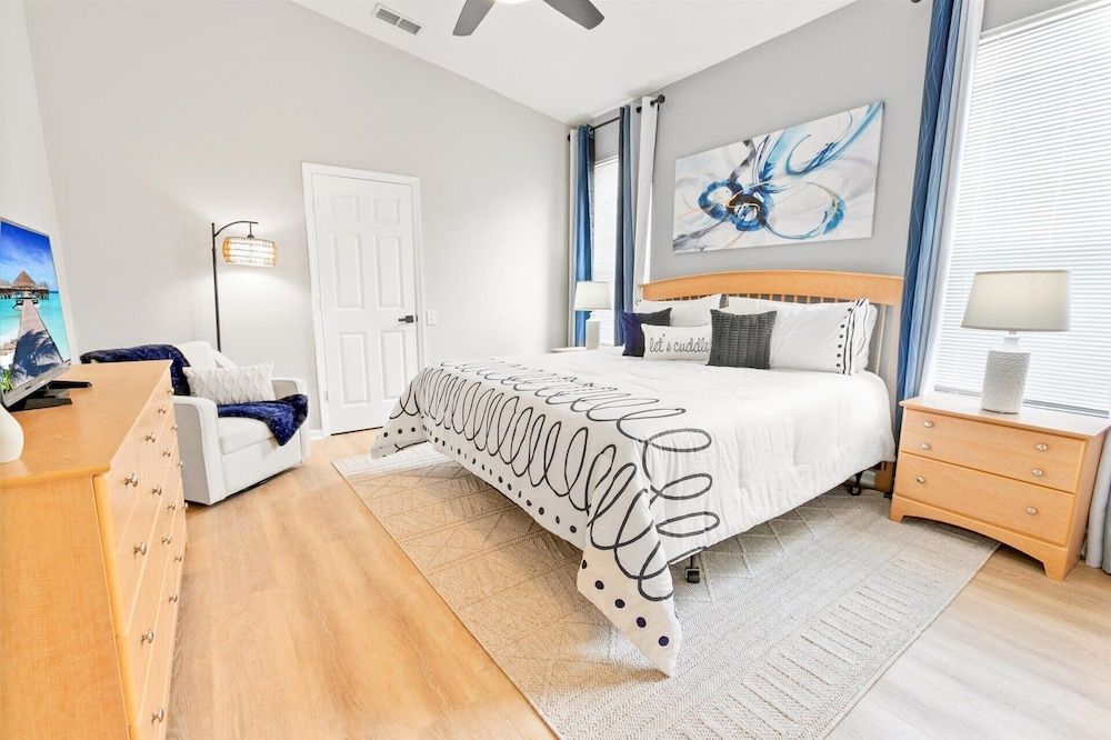 House, Multiple Beds, Pool Access (WP2209)