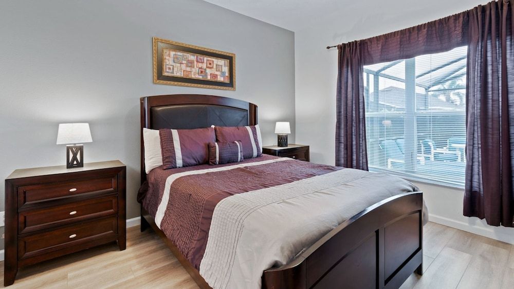 House, Multiple Beds, Pool Access (FP8159)