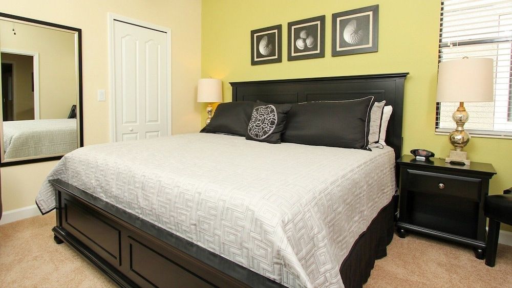 House, Multiple Beds, Pool Access (MVD1488)