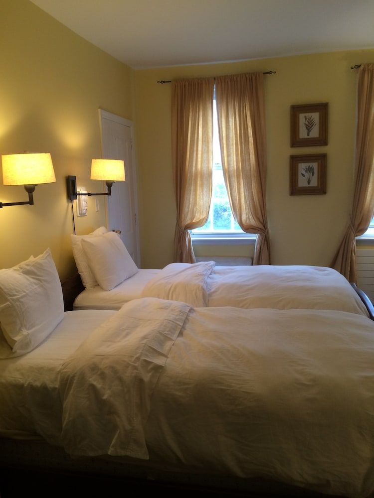 Tabor Room