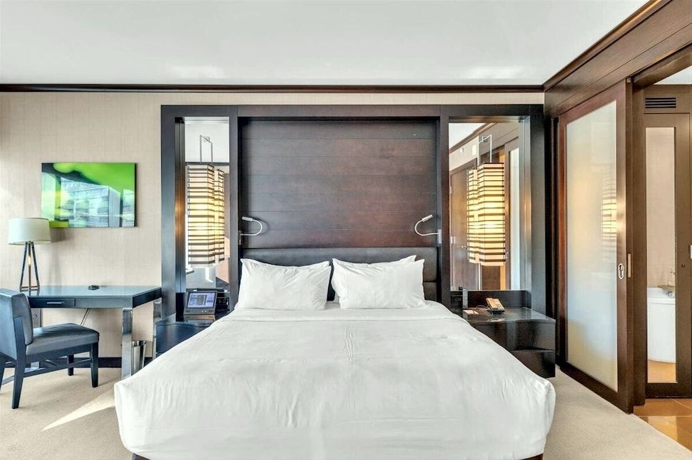 Gorgeous Suites Vdara Deluxe Studio Suite 2