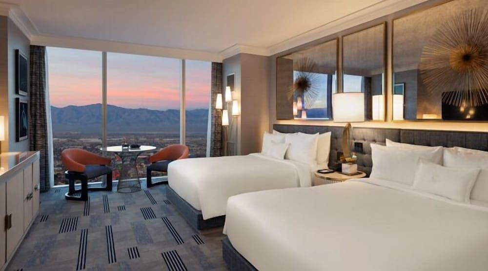 Fontainebleau Las Vegas, MICHELIN Key Award Hotel Bleau Two Queen 2