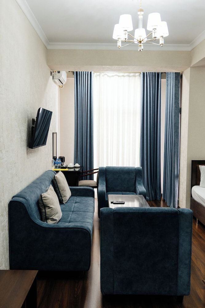 Ravan hotel Comfort Triple Room 4