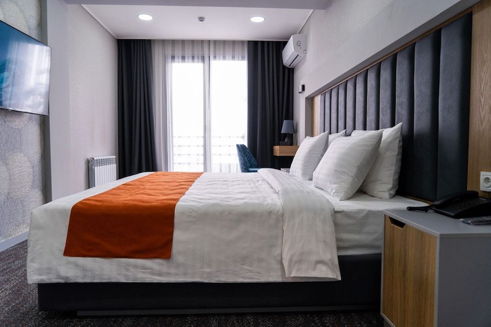 Nuovo Boutique Hotel Comfort Suite, 1 King Bed, Balcony 3