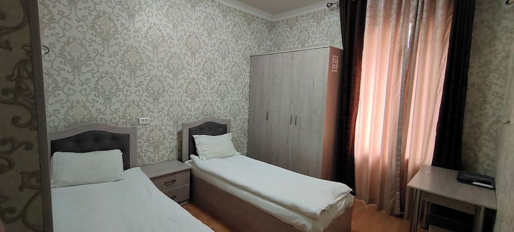 Diyora Hostel Economy Room, Shared Bathroom 5