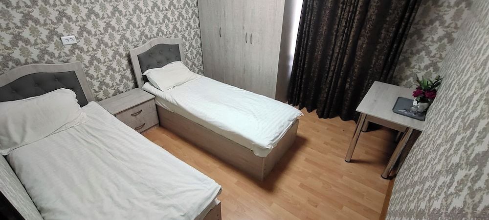 Diyora Hostel Economy Room, Shared Bathroom 3