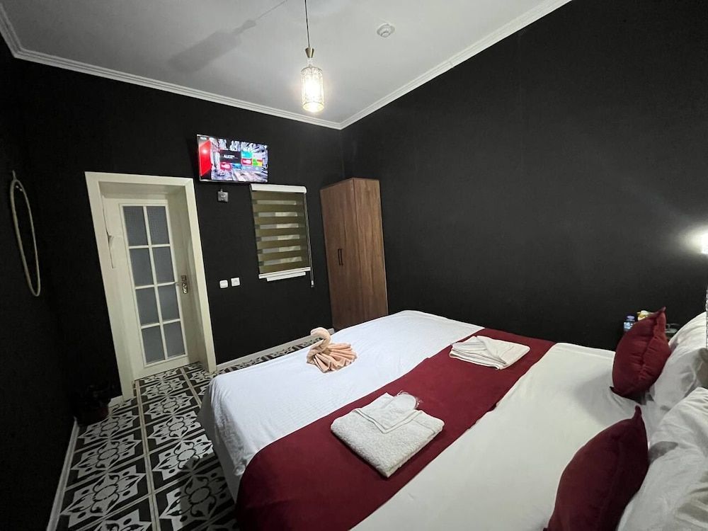 The Palms Hostel Economy Twin Room, Multiple Beds 4