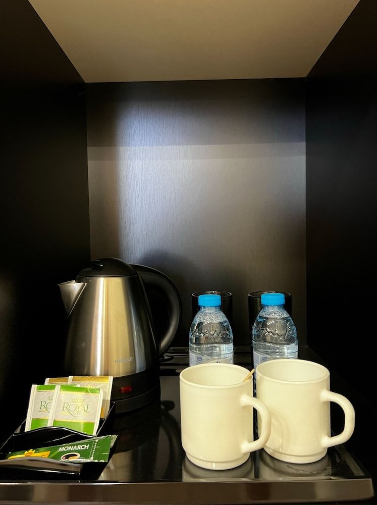 King Plaza Hotel Standard Double Room 13