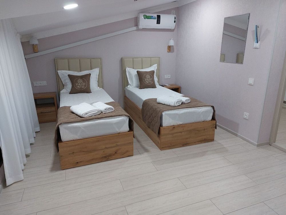 BARHAT HOTEL Basic Twin Room 2