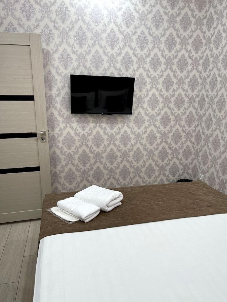 BARHAT HOTEL Family Quadruple Room 4