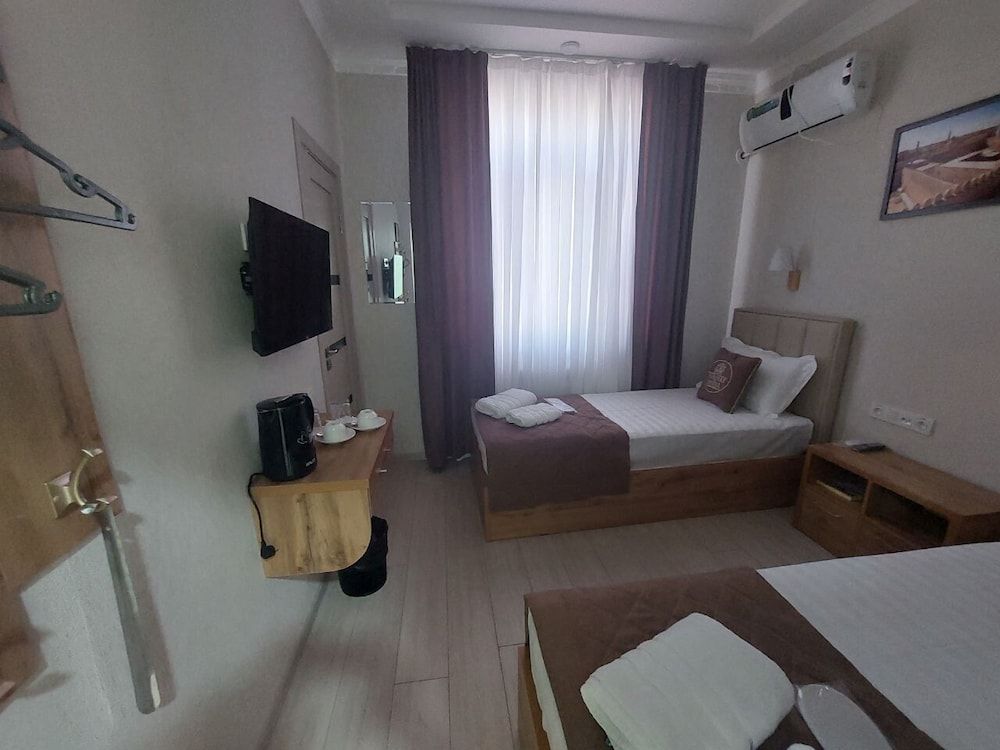 BARHAT HOTEL Basic Twin Room 5