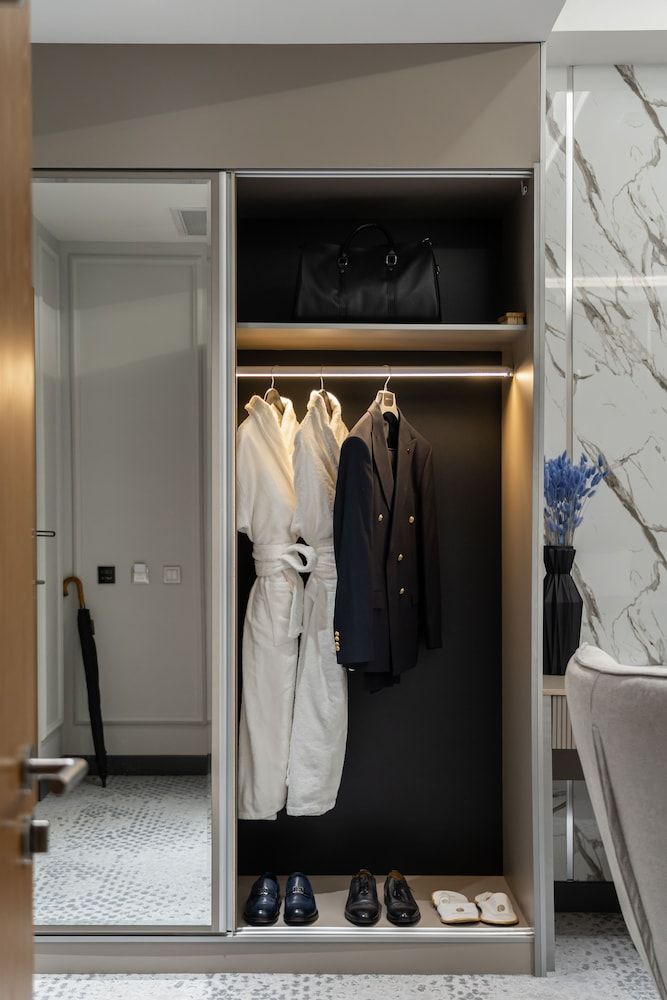 Europe Hotel City Twin Room 3